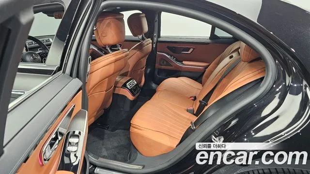 Mercedes-Benz S-Class S-класс W223 — Фото автомобиля 12