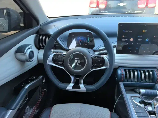 BYD Yuan PLUS — Фото автомобиля 10