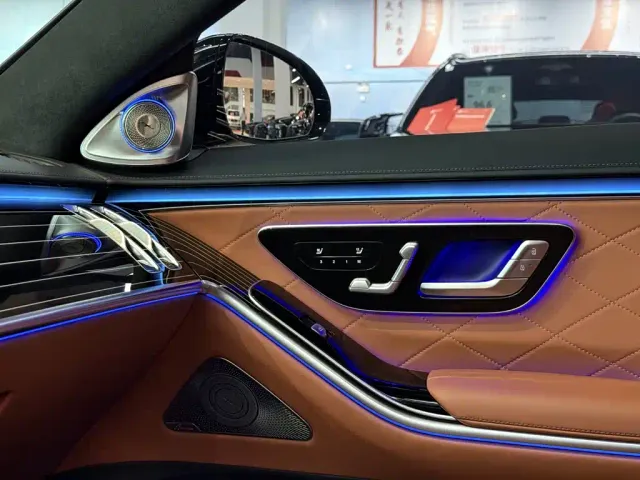 Mercedes-Benz S-Class — Фото автомобиля 8