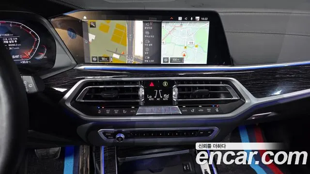BMW X7 — Фото автомобиля 15