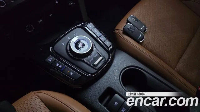 Kia Seltos New — Фото автомобиля 12