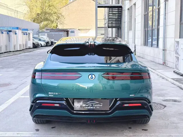 Denza Z9GT — Фото автомобиля 12