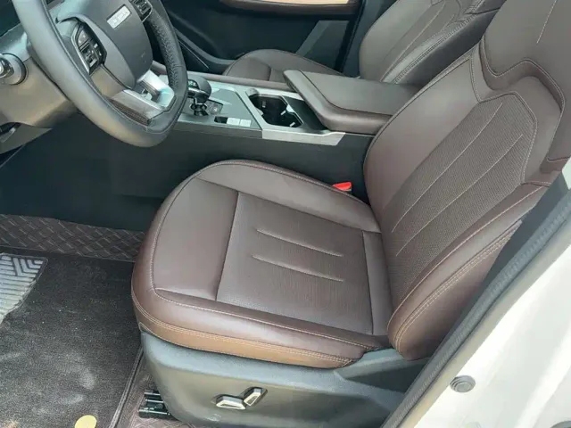 Jetour X90 Plus — Фото автомобиля 3