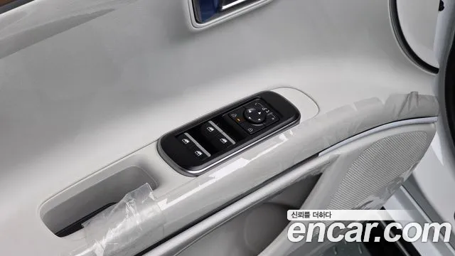 Hyundai Grandeur GN7 — Фото автомобиля 22