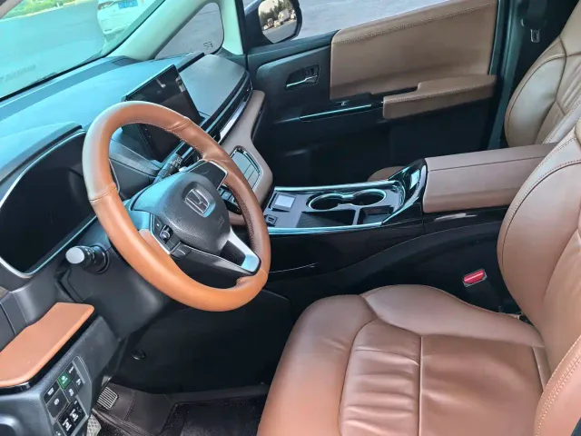 Honda Odyssey — Фото автомобиля 6