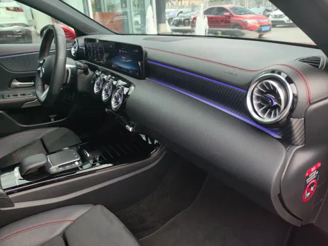 Mercedes-Benz A-Class — Фото автомобиля 18