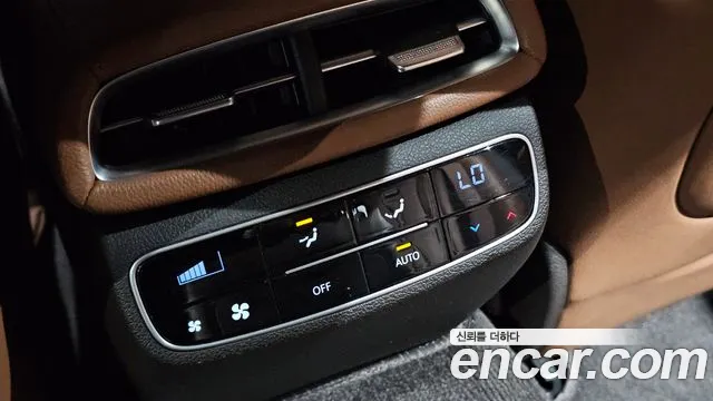 Genesis G80 Бензин 2.5 турбо AWD — Фото автомобиля 25