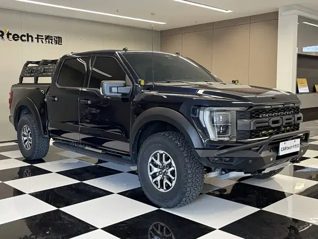 Ford F-150 Raptor — Фото автомобиля 3