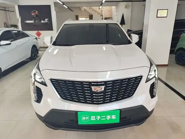 Cadillac XT4 — Фото автомобиля 2