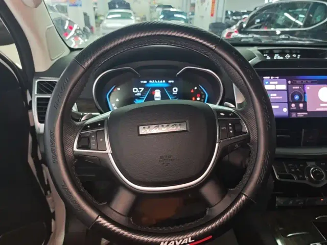 Haval H9 — Фото автомобиля 10