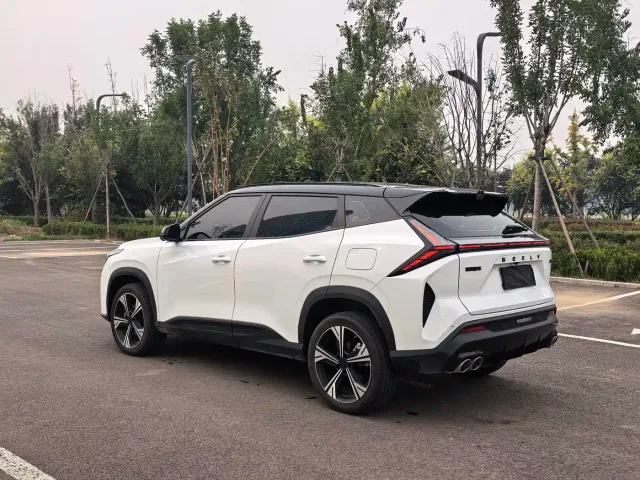 Geely Boyue — Фото автомобиля 6