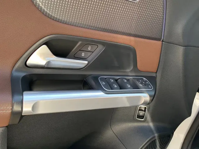 Mercedes-Benz GLB-Class — Фото автомобиля 15