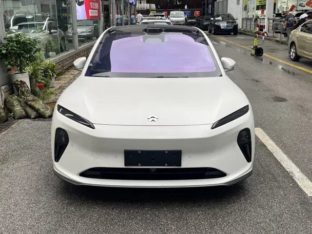 Nio ET5 Touring — Фото автомобиля 2