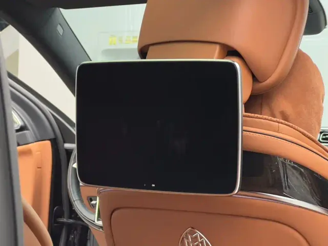 Mercedes-Benz Maybach S-Class — Фото автомобиля 12