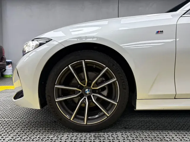 BMW 3 Series — Фото автомобиля 8