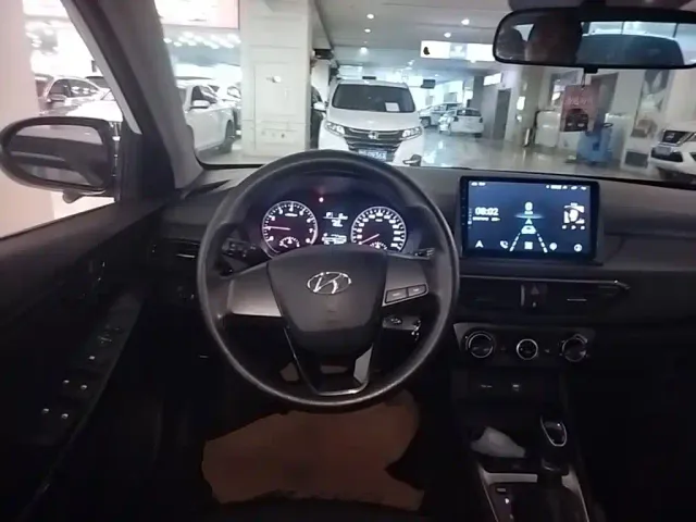 Hyundai Elantra — Фото автомобиля 10