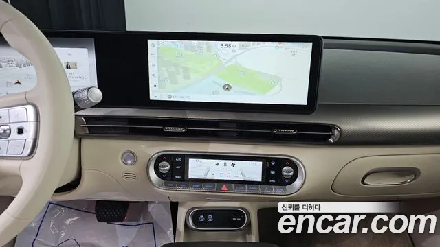 Genesis GV60 — Фото автомобиля 15