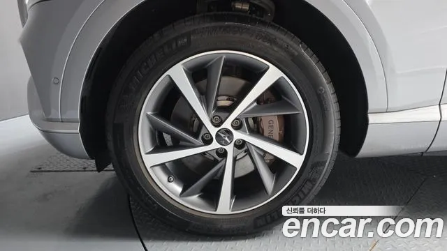 Genesis GV80 — Фото автомобиля 5