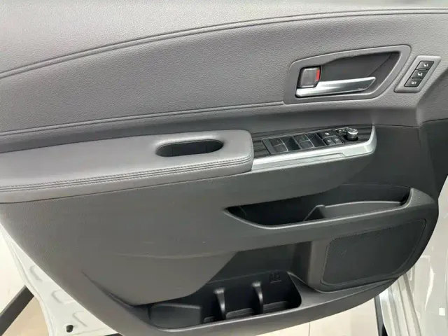 Toyota Sienna — Фото автомобиля 14