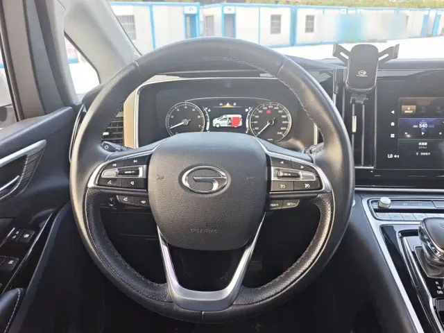 GAC Trumpchi M8 — Фото автомобиля 2
