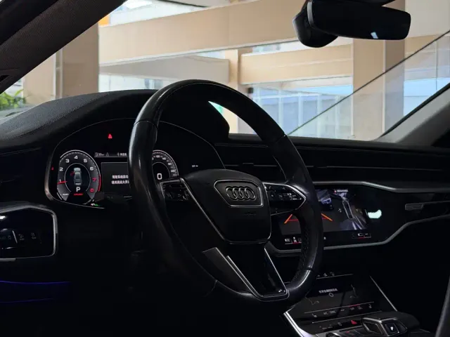Audi A7 — Фото автомобиля 4