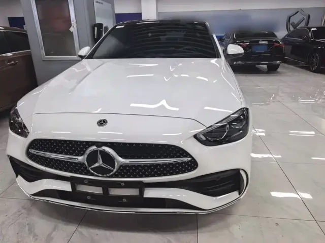 Mercedes-Benz C-Class — Фото автомобиля 4