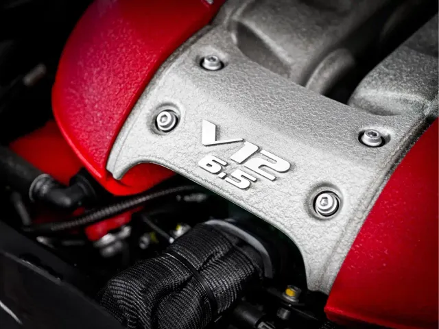 Ferrari 812 — Фото автомобиля 7