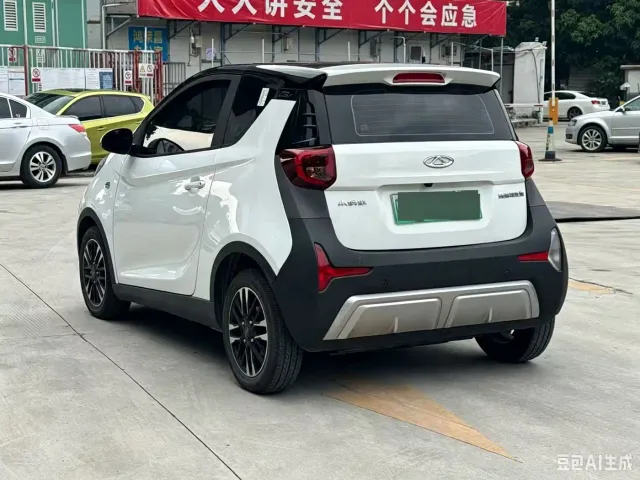 Chery eQ1 — Фото автомобиля 5