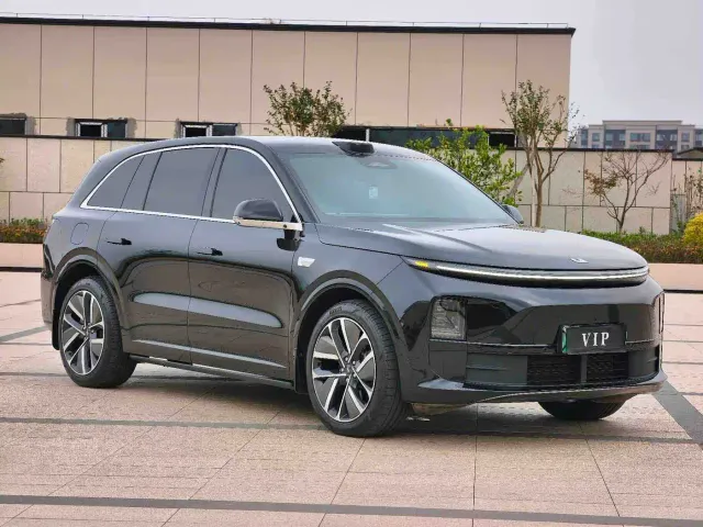 Li Auto L6 — Фото автомобиля 3