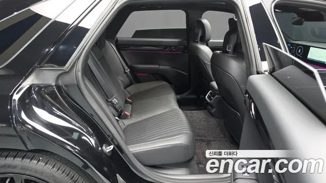 Hyundai Grandeur GN7 — Фото автомобиля 17