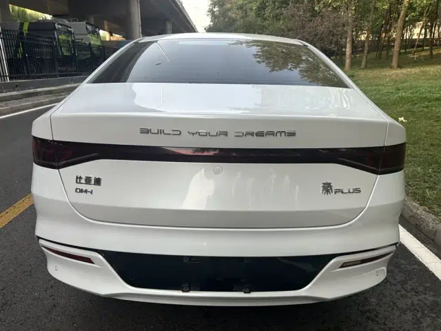 BYD Qin PLUS — Фото автомобиля 16