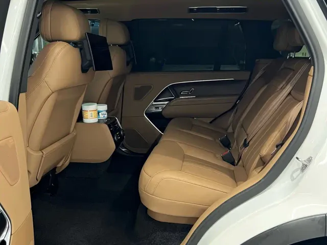 Land Rover Range Rover — Фото автомобиля 14