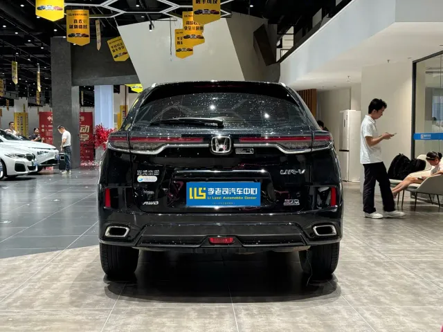 Honda UR-V — Фото автомобиля 5