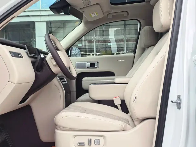 Xiaomi Pengcheng N70 — Фото автомобиля 8
