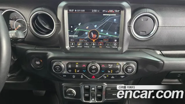 Jeep Wrangler Wrangler (JL) — Фото автомобиля 12