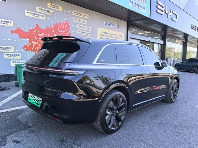 Li Auto L6 — Фото автомобиля 2