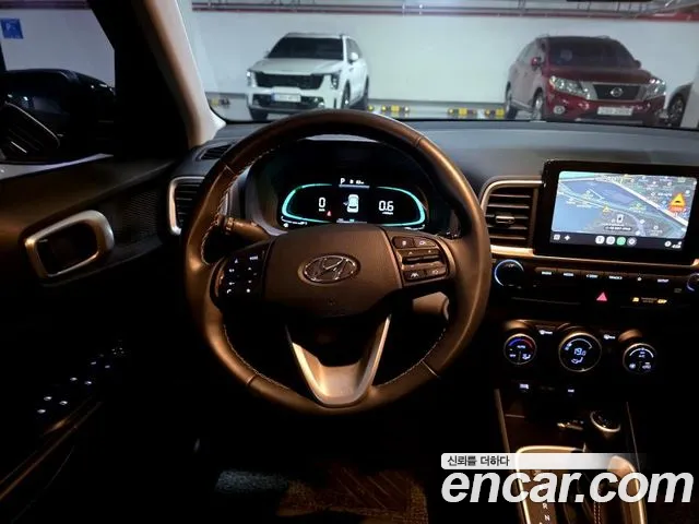 Hyundai Venue — Фото автомобиля 14