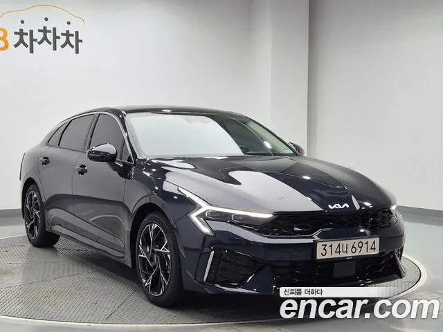 Kia K5 Generation 3 — Фото автомобиля 4