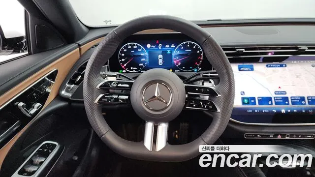 Mercedes-Benz E-Class — Фото автомобиля 13