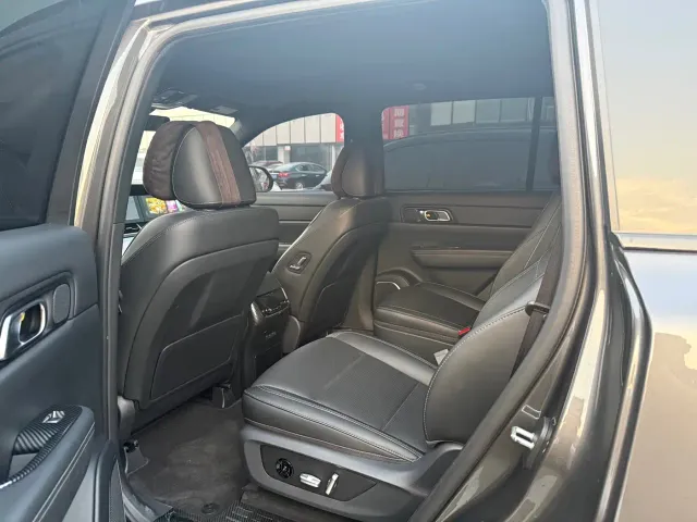 Li Auto ONE — Фото автомобиля 3