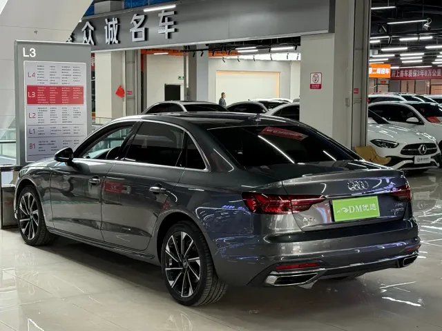 Audi A4L — Фото автомобиля 7