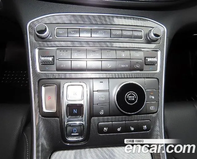 Hyundai Santafe Бензин 2.5T 2WD — Фото автомобиля 6