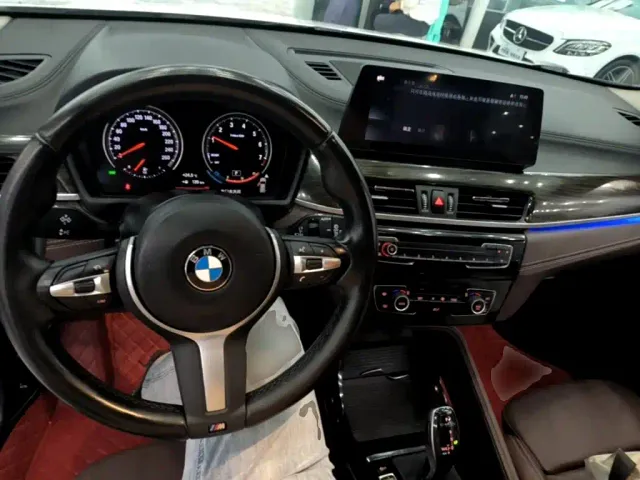 BMW X1 — Фото автомобиля 9