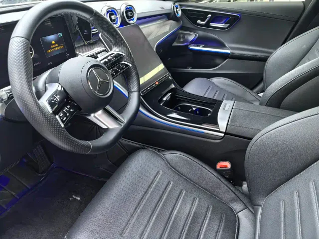 Mercedes-Benz C-Class — Фото автомобиля 4