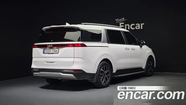 Kia Canival Carnival 4 поколение 9 мест Prestige — Фото автомобиля 2