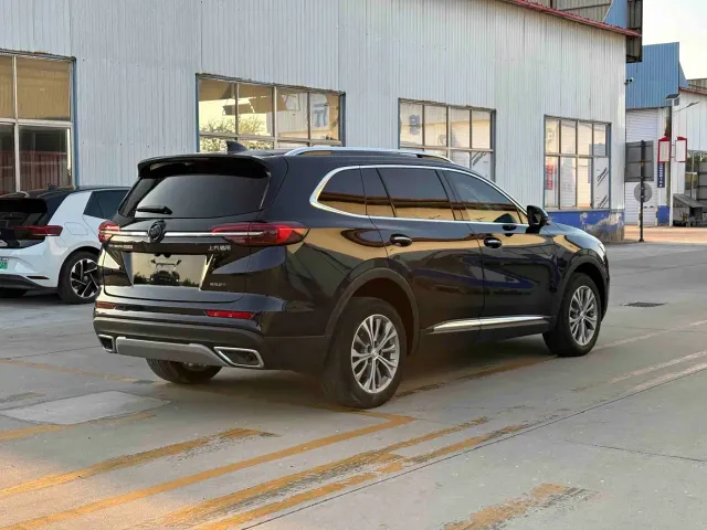 Buick Envision Plus — Фото автомобиля 9