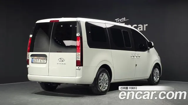 Hyundai Staria Staria Карго 5 мест — Фото автомобиля 2
