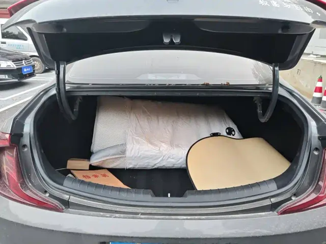Hyundai Mistra — Фото автомобиля 4