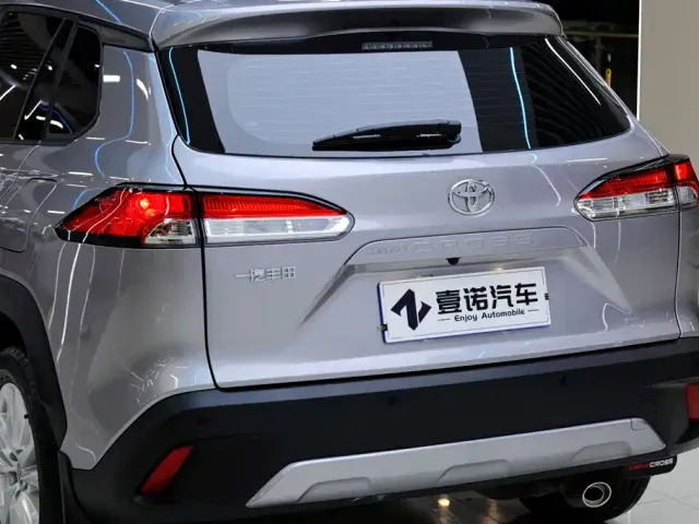 Toyota Corolla Cross — Фото автомобиля 6