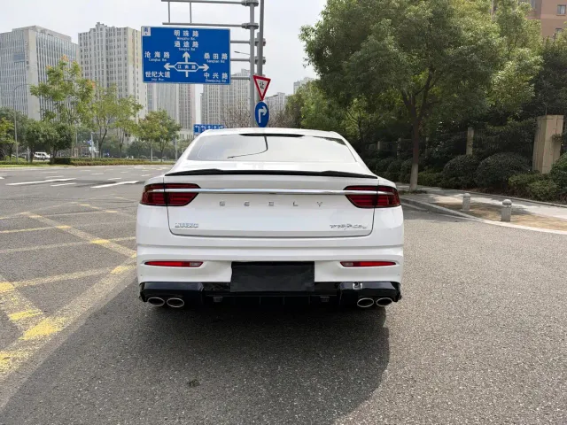 Geely Xingrui — Фото автомобиля 12